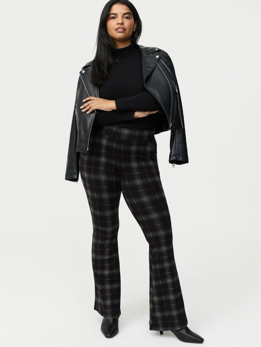Torrid Size 1 1X 14/16 Gray Black Plaid Full Length Flare Leggings